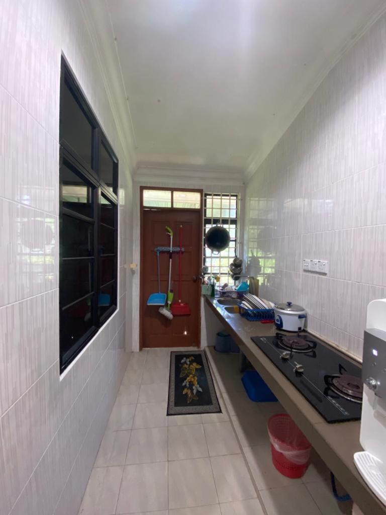 Homestay Tok Ma 1 Alur Tuman Marang Exteriör bild
